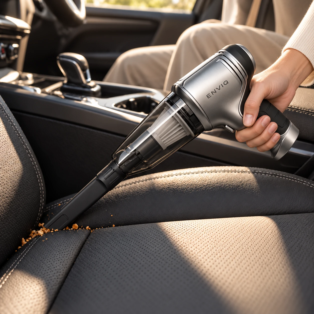 ENVIQ vacuum in use in a car — visualization